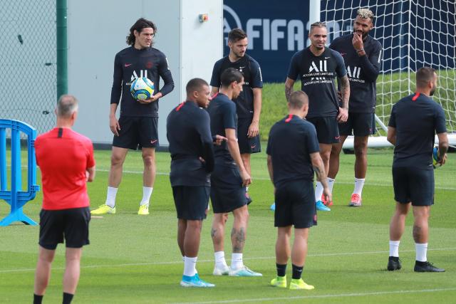 英超-B费点射迪亚洛绝杀 曼联2-1逆转曼城